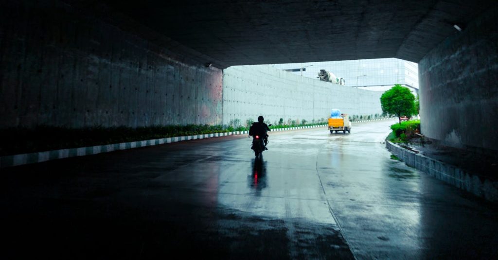 obtenez la meilleure assurance pour votre moto avec des tarifs compétitifs et une protection complète pour tous les conducteurs. comparez les offres dès maintenant.