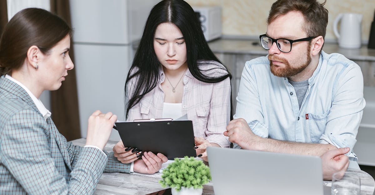 découvrez des astuces pour réduire le coût de votre assurance.