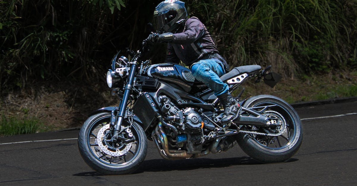 protégez votre moto avec notre assurance spécialisée. bénéficiez de tarifs compétitifs, d'une couverture adaptée à vos besoins et d'un service client réactif. roulez en toute tranquillité avec notre assurance moto complète.