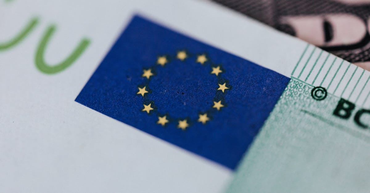 découvrez le coût de l'obtention de la licence a1 en france, comprenant les frais de formation et d'examen nécessaires pour conduire des motos légères. informez-vous sur les différents tarifs et les options disponibles pour réussir votre permis de conduire.