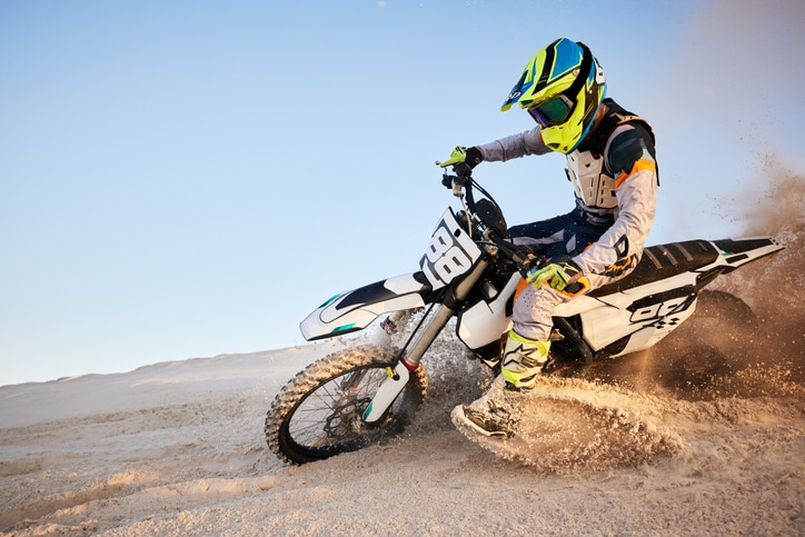 découvrez notre assurance moto enduro, conçue spécialement pour les passionnés de chemins difficiles. bénéficiez d'une couverture complète, d'une assistance 24/7 et d'offres compétitives pour rouler en toute sérénité.