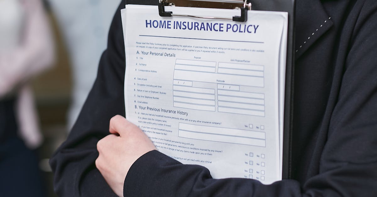 découvrez notre guide sur les contrats d'assurance auto, qui vous aide à comprendre les clauses essentielles, les couvertures proposées, et les conseils pour choisir la meilleure assurance pour votre véhicule.