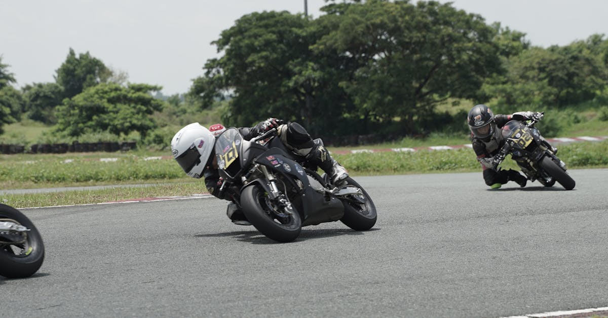 découvrez notre sélection de casques de moto alliant sécurité, confort et style. protégez votre tête avec des modèles homologués, légers et design pour toutes vos aventures sur deux roues.