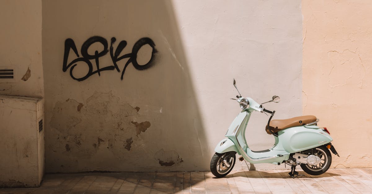 découvrez les tarifs des tricycles piaggio, conçus pour allier confort et performance. comparez les modèles et trouvez le tricycle idéal qui répond à vos besoins, le tout à des prix compétitifs.