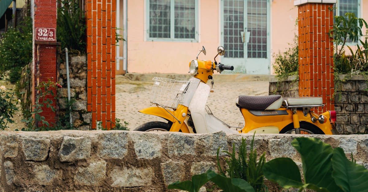 découvrez tout ce qu'il faut savoir sur l'enregistrement des scooters en france. informez-vous sur les démarches, les documents nécessaires et les réglementations en vigueur pour circuler légalement avec votre scooter.