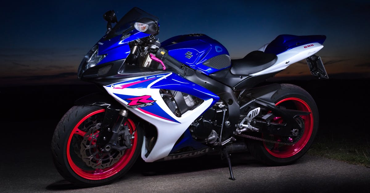 découvrez les prix des motos suzuki en 2023. explorez notre guide complet pour connaître les modèles disponibles, leurs caractéristiques et les meilleures offres du marché.