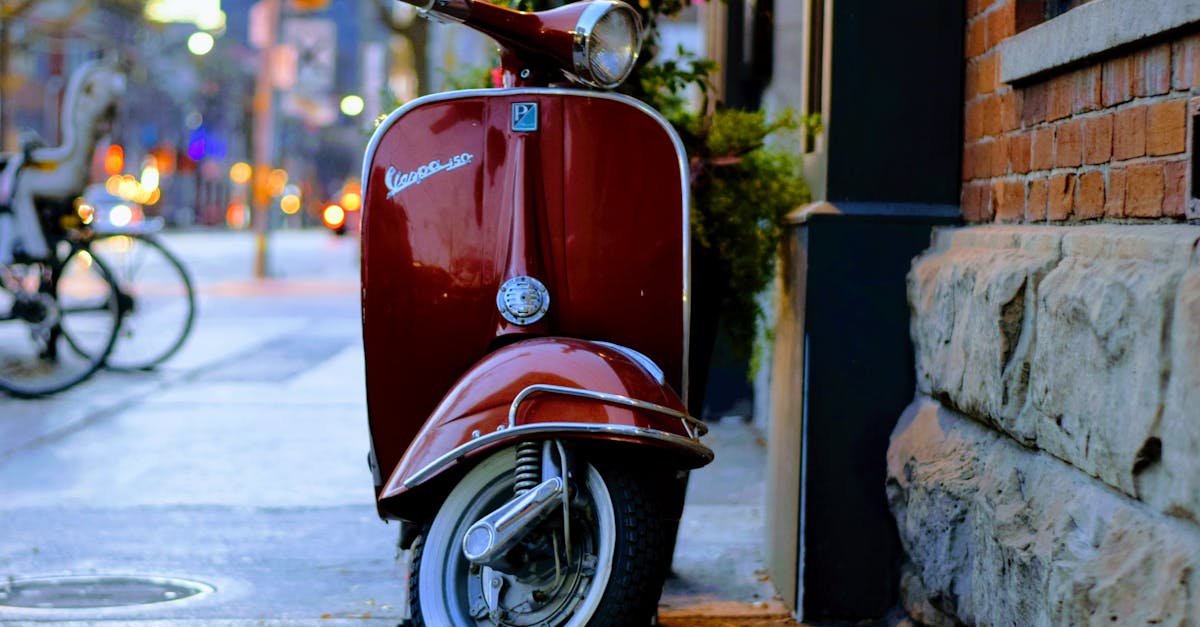 découvrez notre sélection de scooters à trois roues, alliant confort, sécurité et maniabilité. idéaux pour les trajets urbains ou les balades, ces véhicules innovants offrent une alternative pratique et amusante aux scooters traditionnels. parfait pour tous les âges !