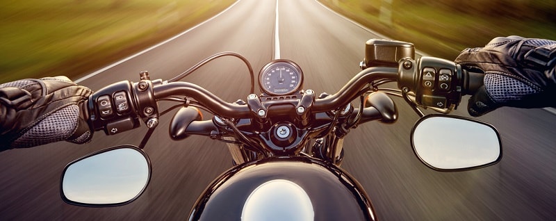 découvrez notre assurance moto dédiée aux jeunes conducteurs ! profitez de tarifs avantageux, d'une couverture adaptée et d'un accompagnement personnalisé pour rouler en toute sécurité. faites le choix d'une assurance qui comprend vos besoins spécifiques et commencez votre aventure sur deux roues en toute sérénité.