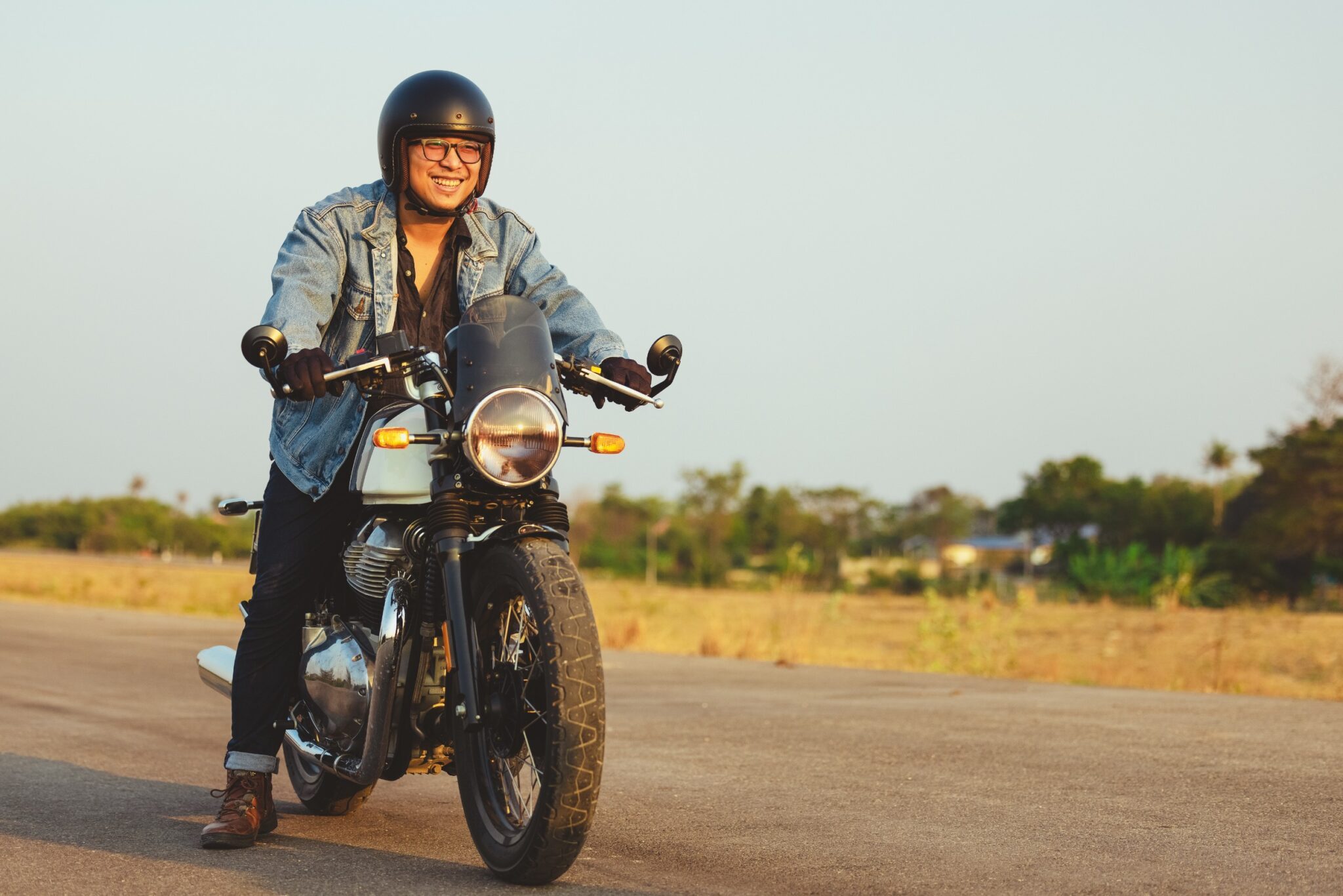 découvrez l'assurance moto temporaire amv, idéale pour les conducteurs occasionnels. profitez d'une couverture adaptée à vos besoins, que ce soit pour une sortie ponctuelle ou un week-end. simple et rapide à souscrire, protégez-vous et votre moto en toute sérénité.