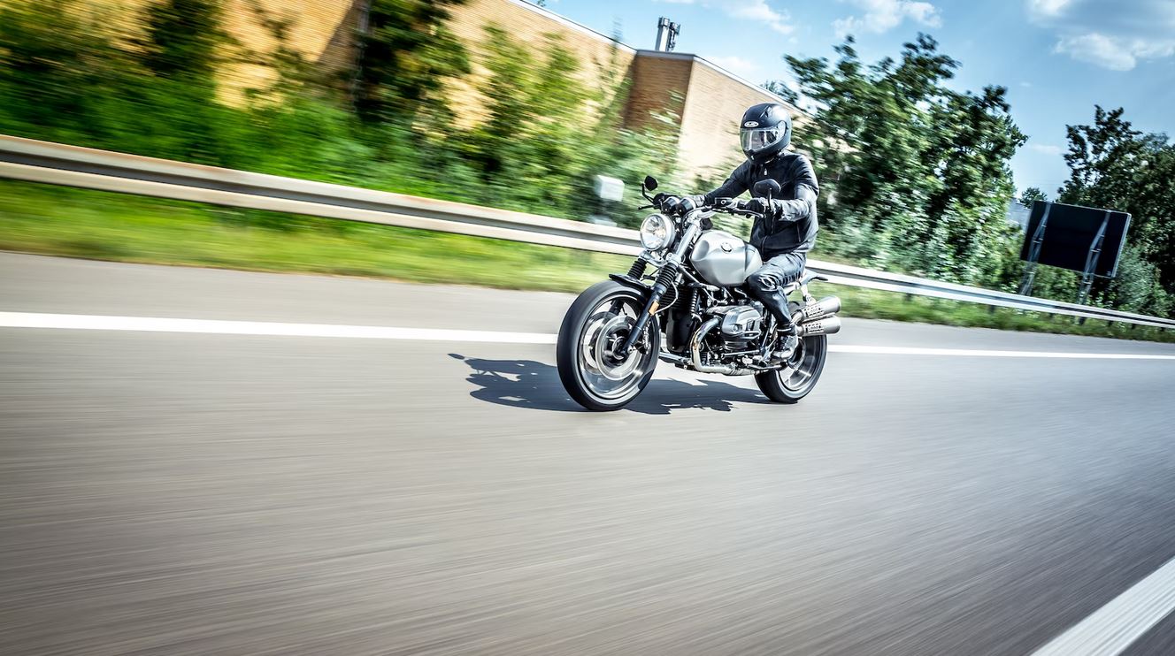 découvrez les nombreux avantages de l'assurance moto, qui vous offre protection, tranquillité d'esprit et sécurité sur la route. protégez votre véhicule et profitez de services adaptés à vos besoins!