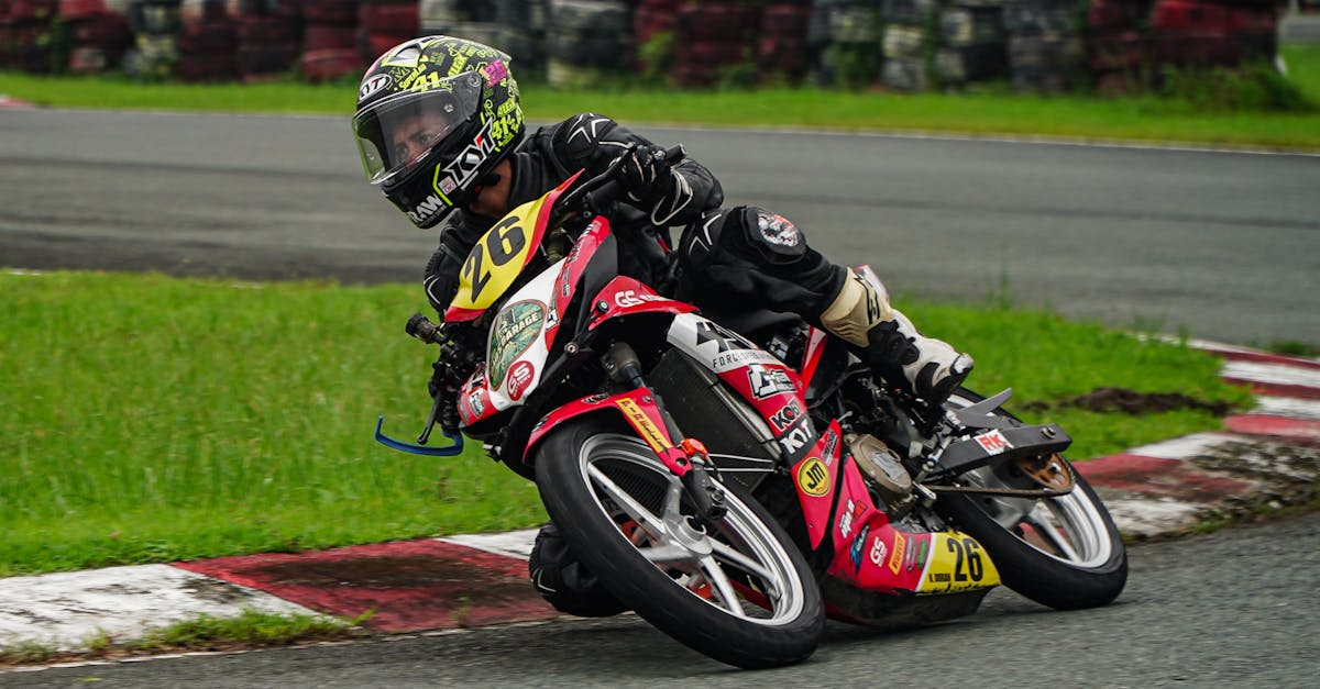 découvrez nos solutions d'assurance pour motos, adaptées à vos besoins spécifiques. protégez votre véhicule et roule en toute sérénité grâce à une couverture complète et des tarifs compétitifs.