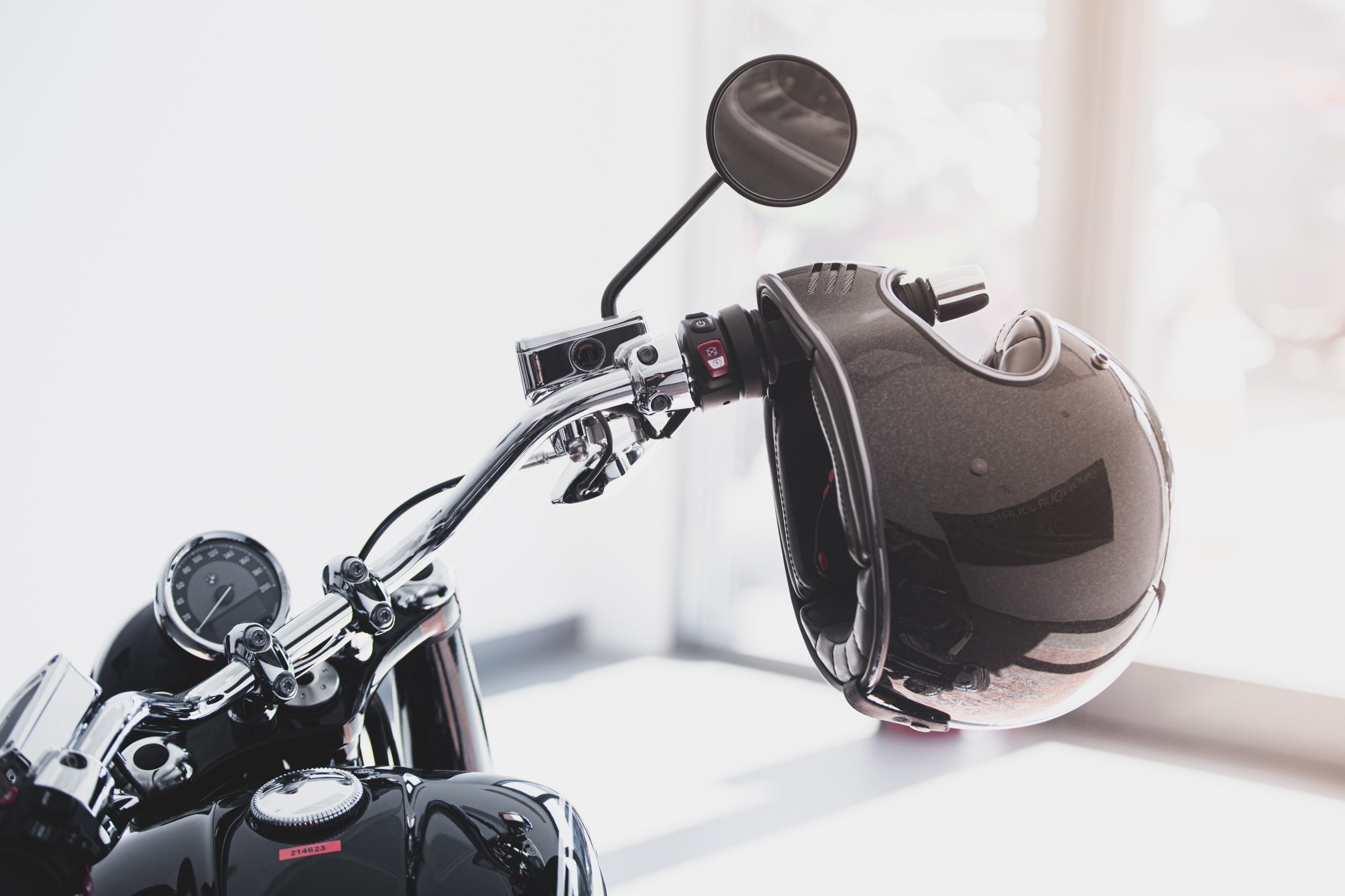 découvrez notre sélection des meilleures assurances moto pour l'année 2023. comparez les offres, les garanties et trouvez la couverture idéale pour votre deux-roues. roulez en toute sécurité avec nos conseils d'experts !