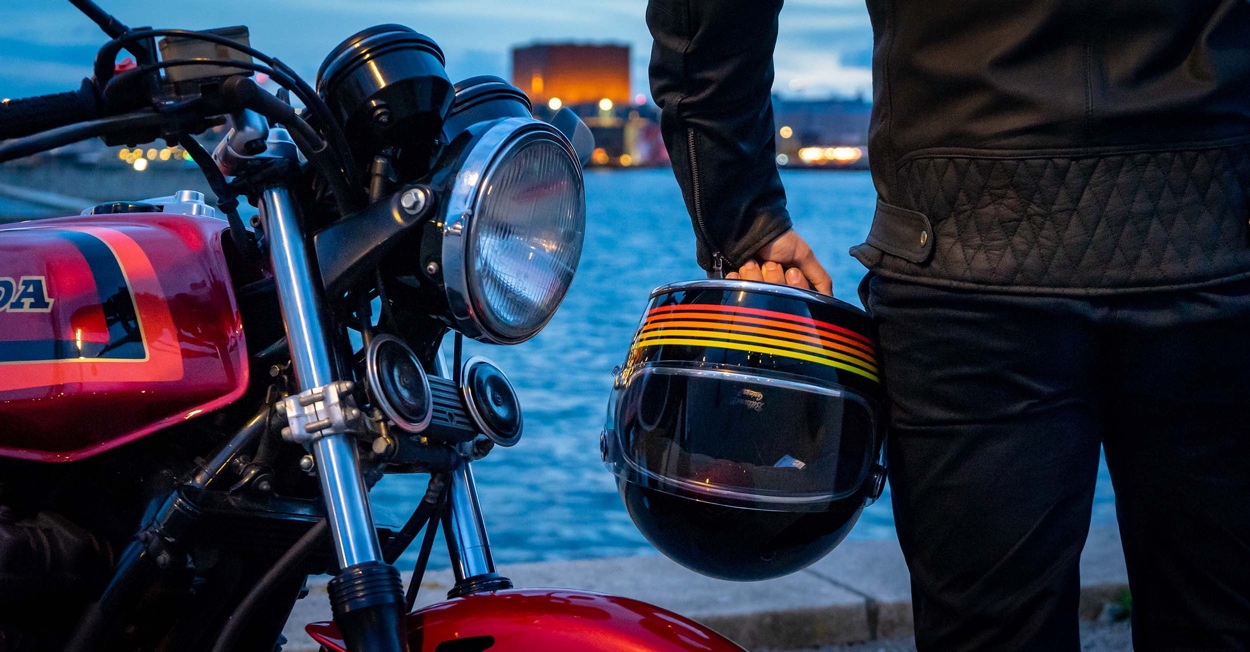 découvrez notre assurance moto sans engagement, offrant flexibilité et protection pour votre deux-roues. profitez de garanties adaptées à vos besoins, sans contraintes de durée, et prenez la route en toute tranquillité.