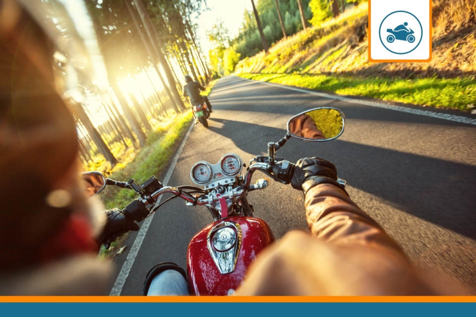 découvrez notre comparateur d'assurance moto spécialement conçu pour les jeunes ! trouvez les meilleures offres adaptées à votre budget et à vos besoins, comparez les garanties et économisez sur votre prime d'assurance. ne laissez pas les tarifs élevés freiner votre passion pour la moto !