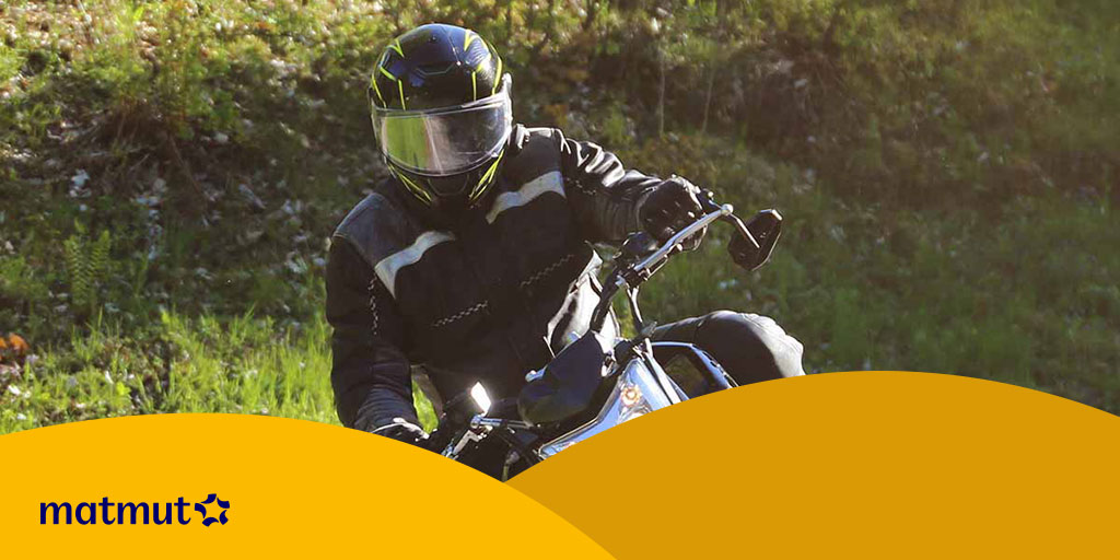 découvrez les dangers et les conséquences de rouler sans assurance moto. informez-vous sur les risques financiers, juridiques et personnels auxquels vous vous exposez, ainsi que l'importance d'une couverture adéquate pour votre sécurité et celle des autres. ne laissez pas une simple négligence compromettre votre avenir sur la route.